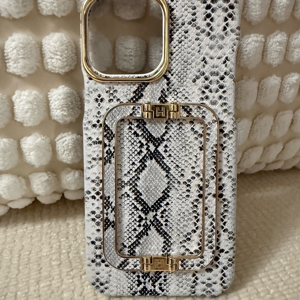 Elegant Snake Pattern Phone Case with Gold Accents for iPhone 13 Pro Max - Picture 2 of 6